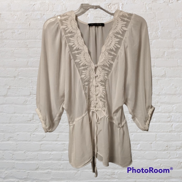Cynthia Steffe Romantic Blouse Embroidered Semi Sheer Victorian Style Sz.M - Picture 8 of 9